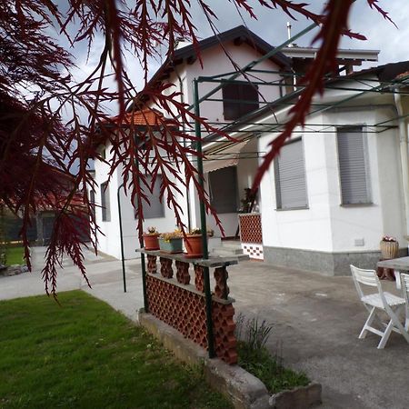 Casa Vacanze Terra Di Mezzo Invorio Inferiore Dış mekan fotoğraf